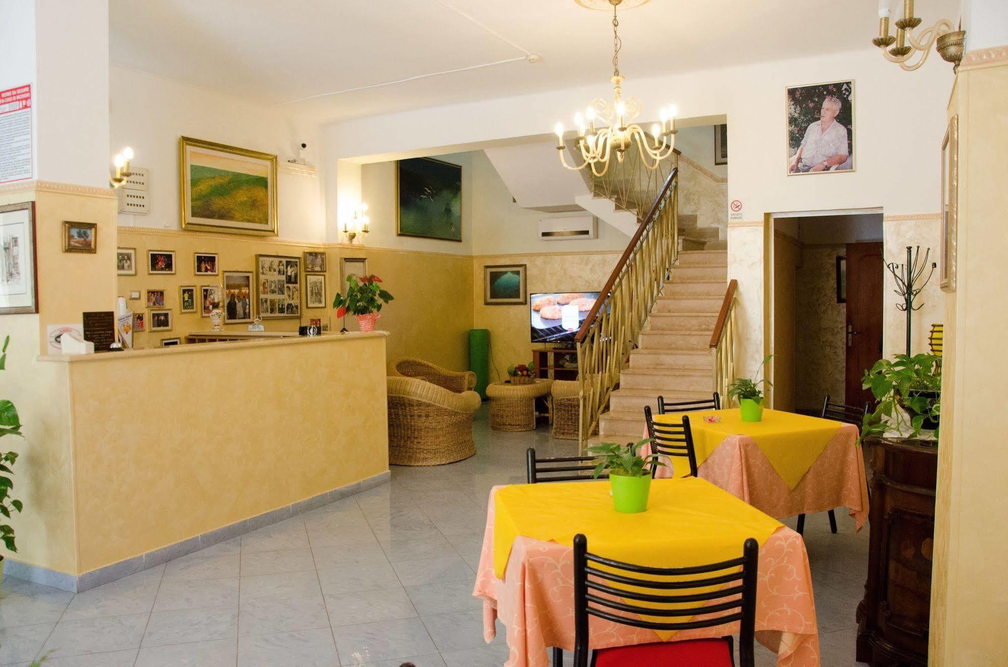 Hotel Da Ettore - Salento Selection Porto Cesareo Kültér fotó
